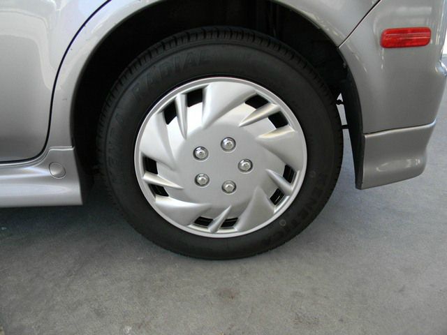 Scion xB 2004 photo 8