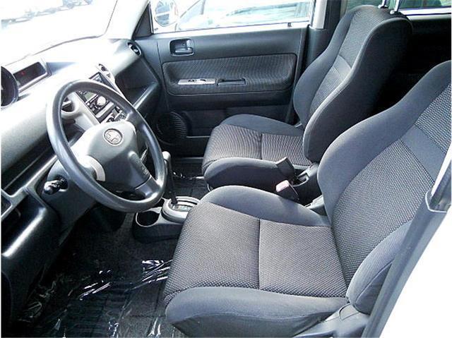 Scion xB 2005 photo 3