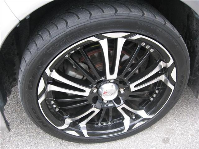 Scion xB 2005 photo 5