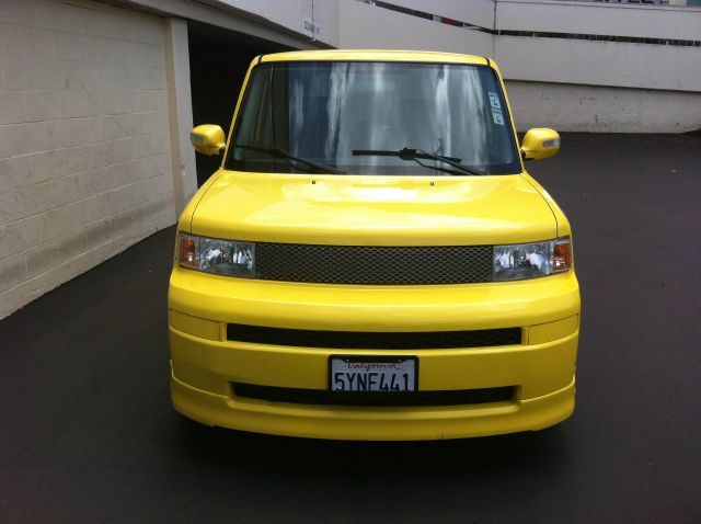 Scion xB 2005 photo 6