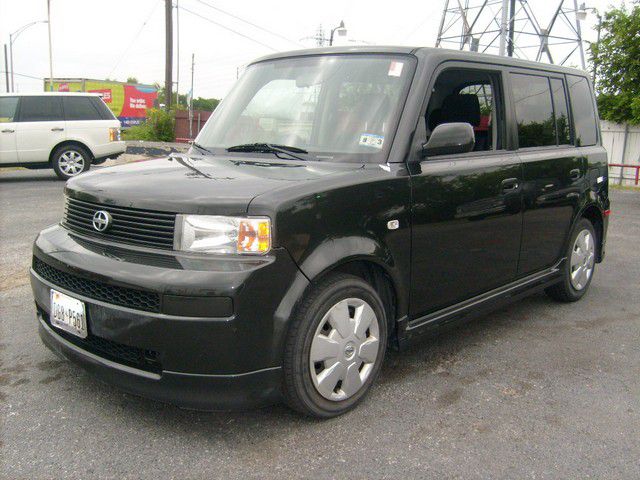 Scion xB 2006 photo 19