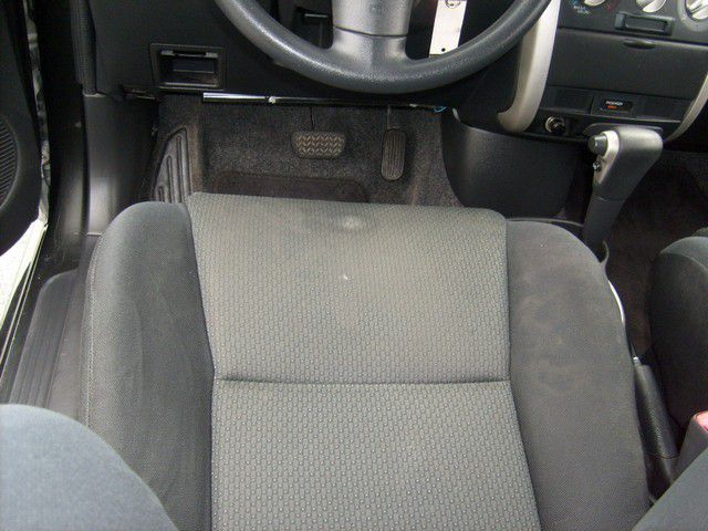 Scion xB 2006 photo 9