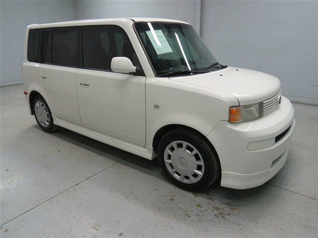 Scion xB 2006 photo 16