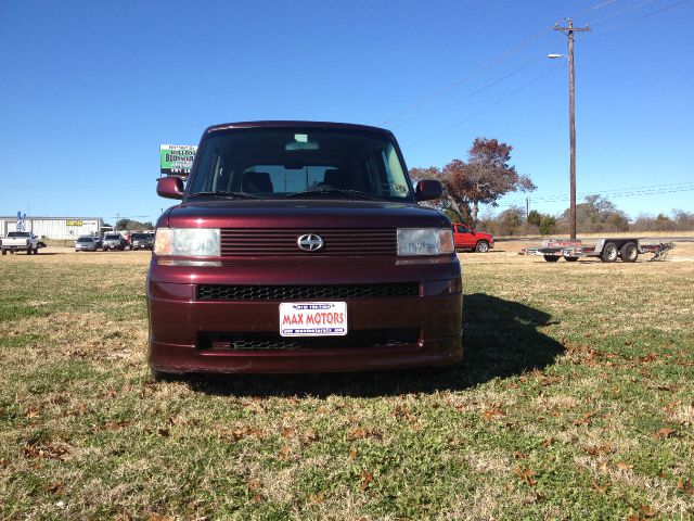 Scion xB 2006 photo 3