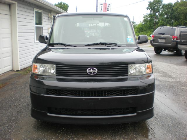 Scion xB 2006 photo 14