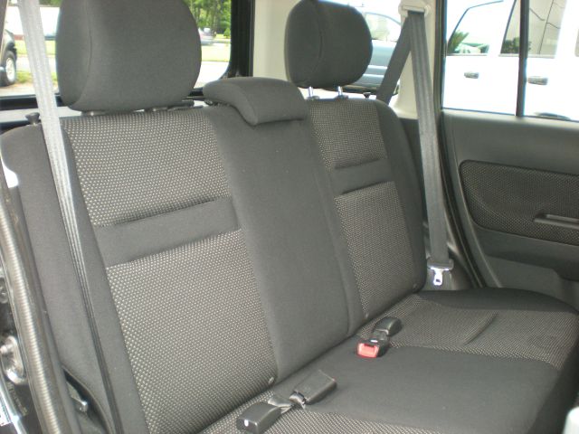 Scion xB 2006 photo 7