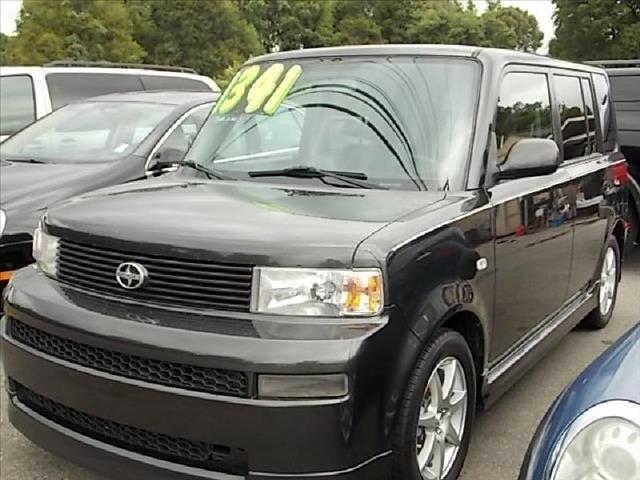 Scion xB 2006 photo 4
