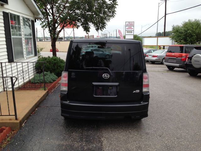 Scion xB 2006 photo 4