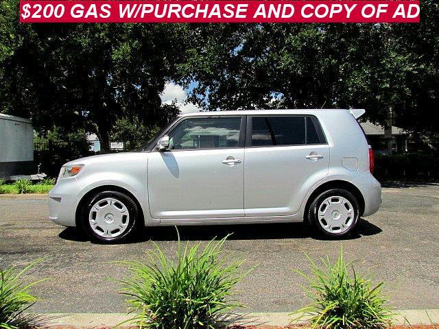 Scion xB 2008 photo 1