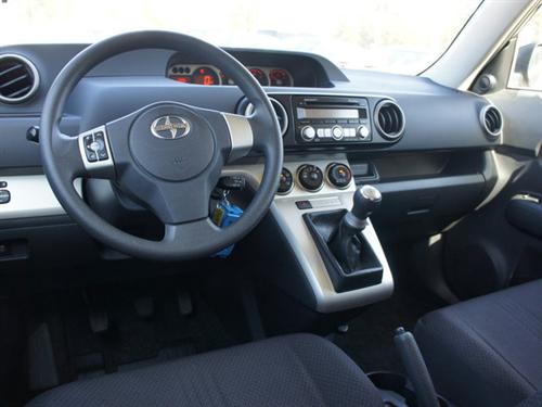 Scion xB 2008 photo 3