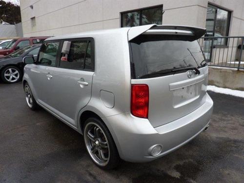 Scion xB 2008 photo 3