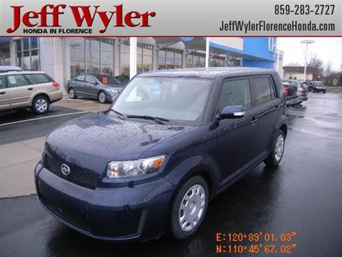 Scion xB 2008 photo 1