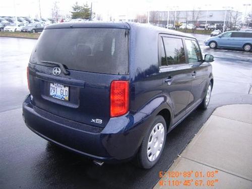 Scion xB 2008 photo 2