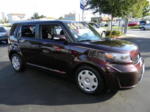 Scion xB 2008 photo 1