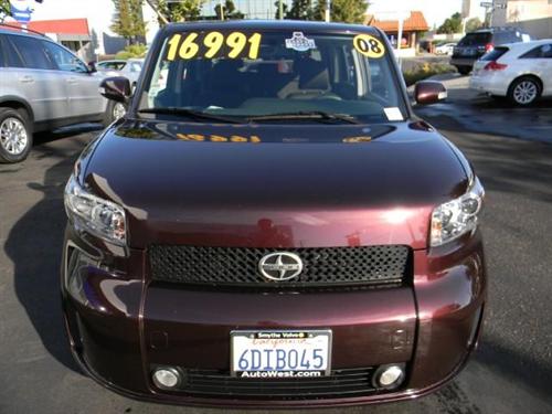 Scion xB 2008 photo 2