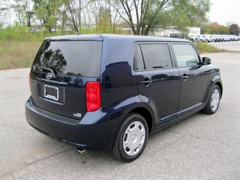Scion xB 2008 photo 2