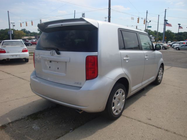 Scion xB 2008 photo 4
