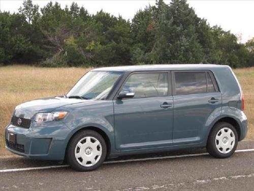 Scion xB 2008 photo 3