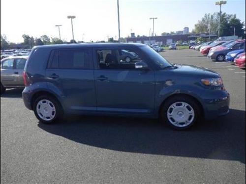 Scion xB 2008 photo 3