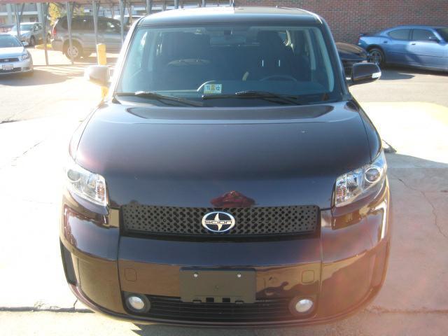 Scion xB 2008 photo 1