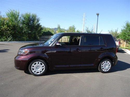 Scion xB 2008 photo 1