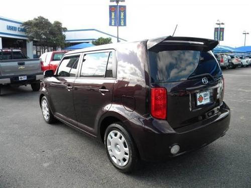 Scion xB 2008 photo 3