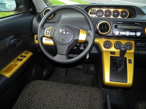 Scion xB 2008 photo 3