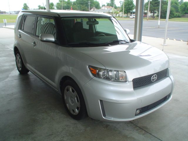 Scion xB 2008 photo 3