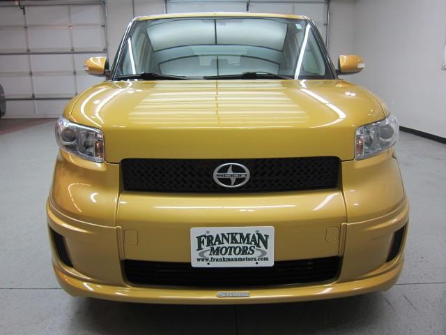 Scion xB 2008 photo 1