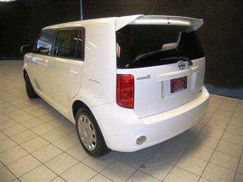 Scion xB 2008 photo 4
