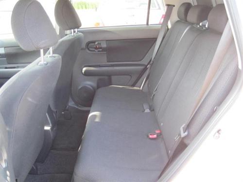 Scion xB 2008 photo 3