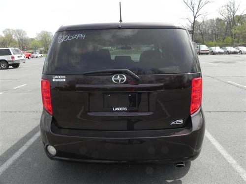 Scion xB 2008 photo 3