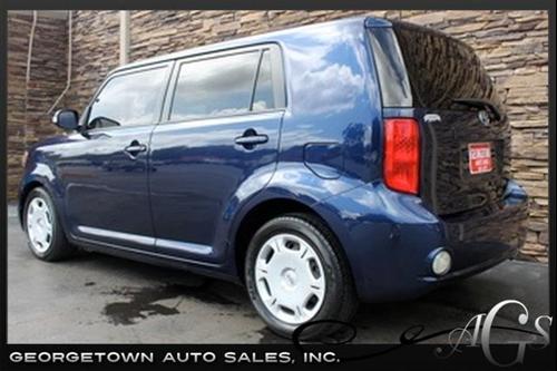 Scion xB 2008 photo 2