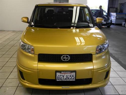 Scion xB 2008 photo 1