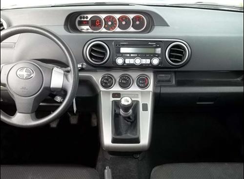 Scion xB 2008 photo 2