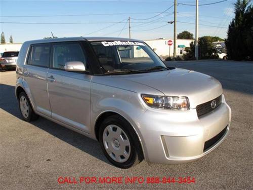 Scion xB 2008 photo 2