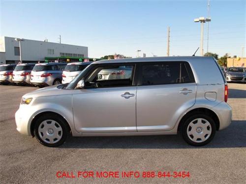 Scion xB 2008 photo 3