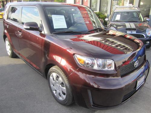 Scion xB 2008 photo 1
