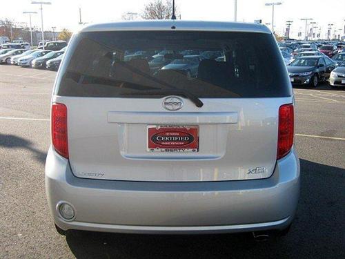 Scion xB 2008 photo 4