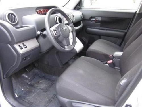 Scion xB 2008 photo 2