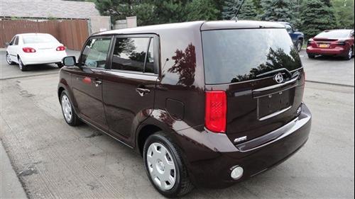 Scion xB 2008 photo 1