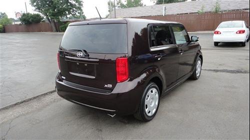 Scion xB 2008 photo 3