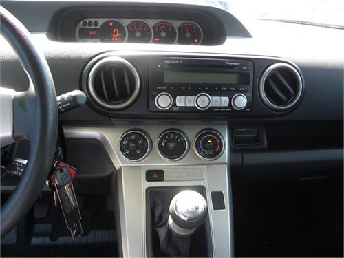 Scion xB 2008 photo 2