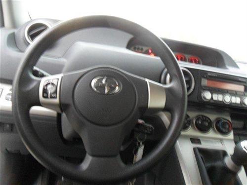 Scion xB 2008 photo 2