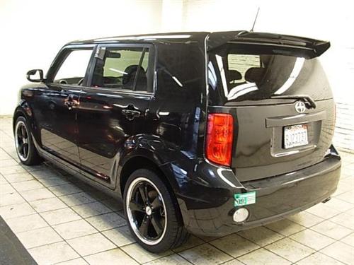 Scion xB 2008 photo 3