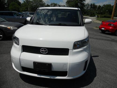 Scion xB 2008 photo 1