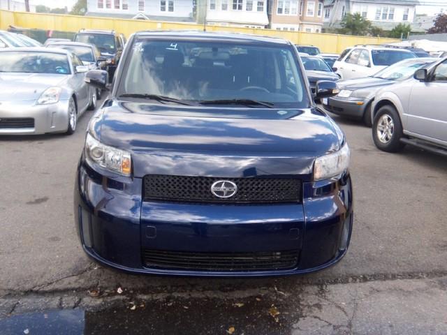 Scion xB 2008 photo 1