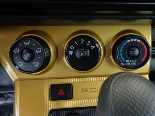 Scion xB 2008 photo 2