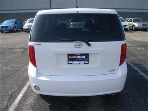 Scion xB 2008 photo 4