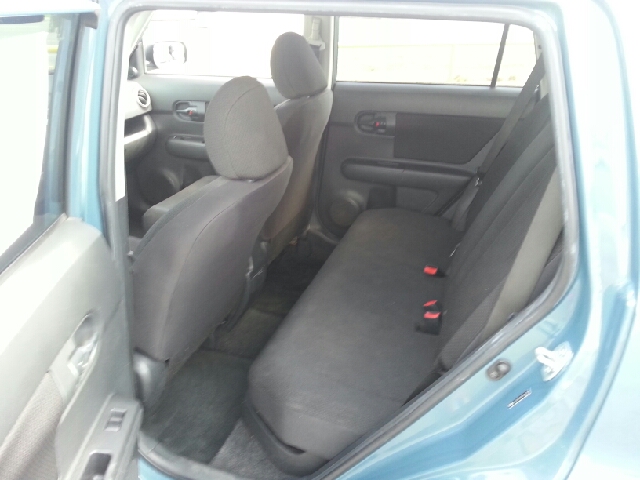 Scion xB 2008 photo 4